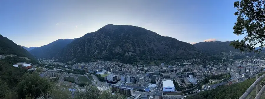 La Comella – Stadt
