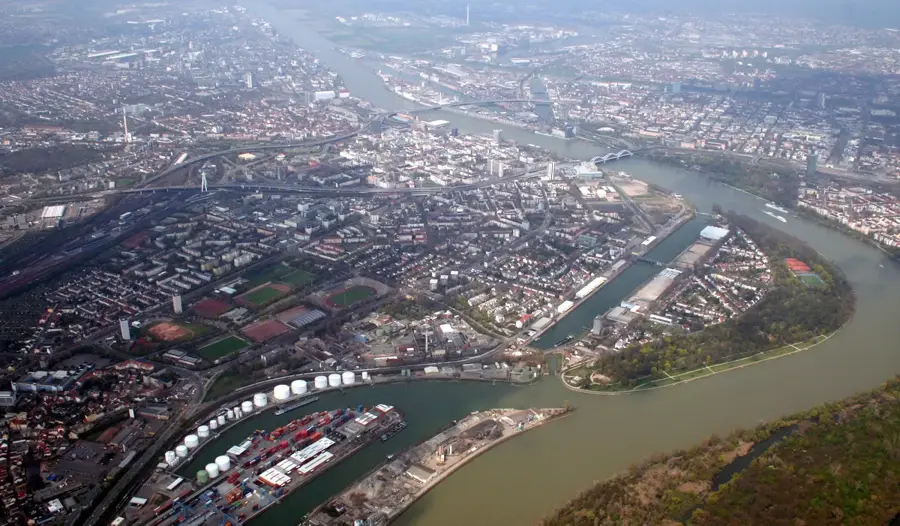 Ludwigshafen – city