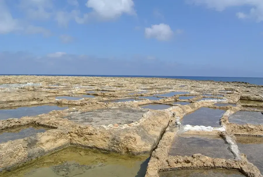 Marsalforn — Qala (Malta)