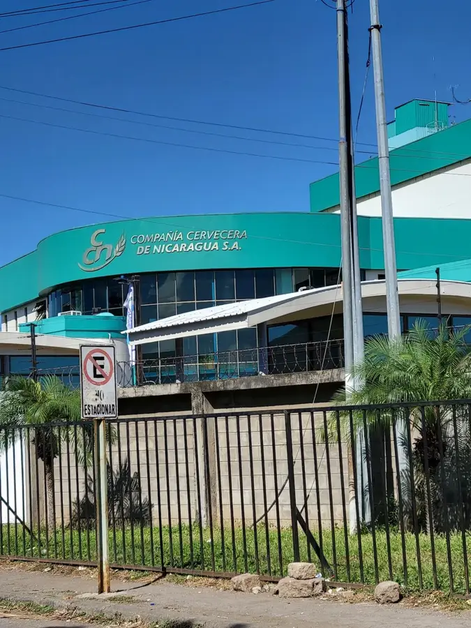 Brauerei von Nicaragua (CCN) — Platz der Revolution (Nicaragua)