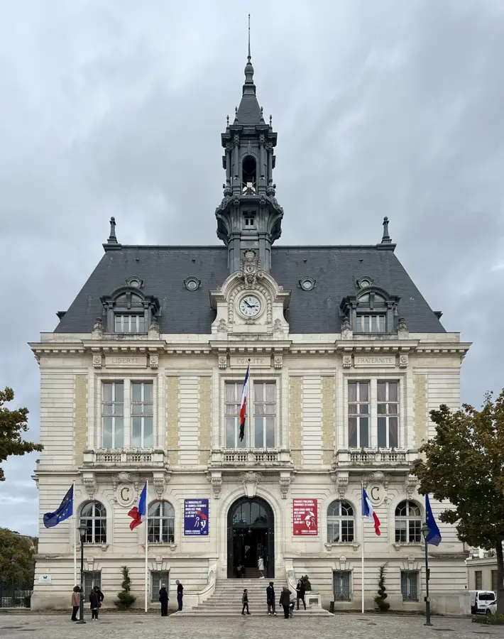 Corbeil-Essonnes – oraș