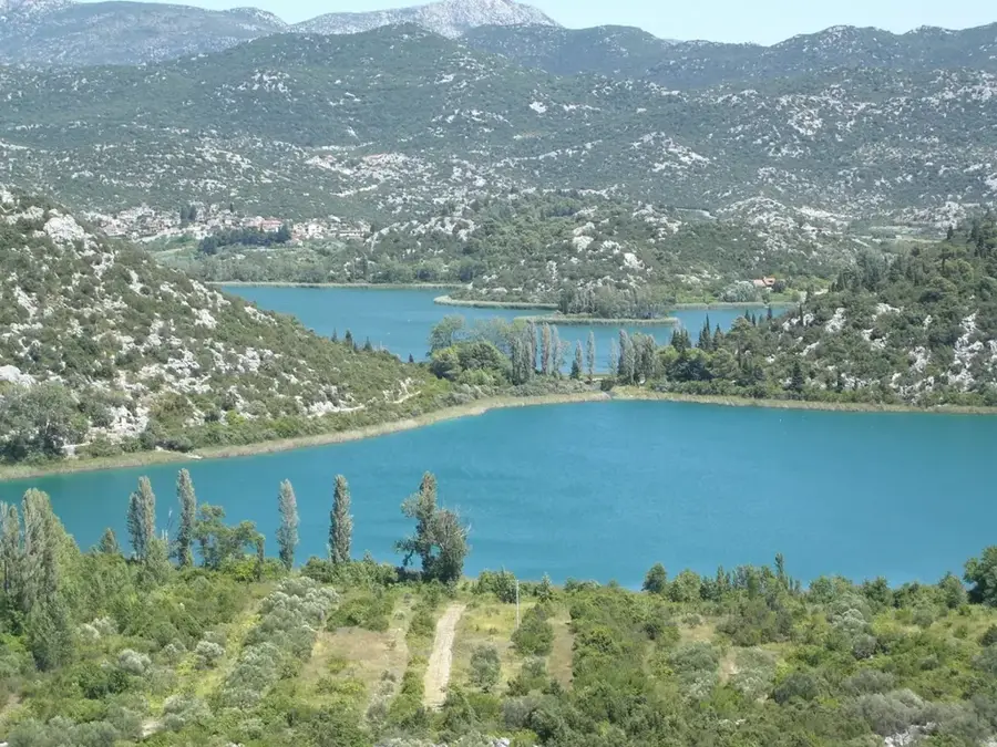 Baćina-Seen