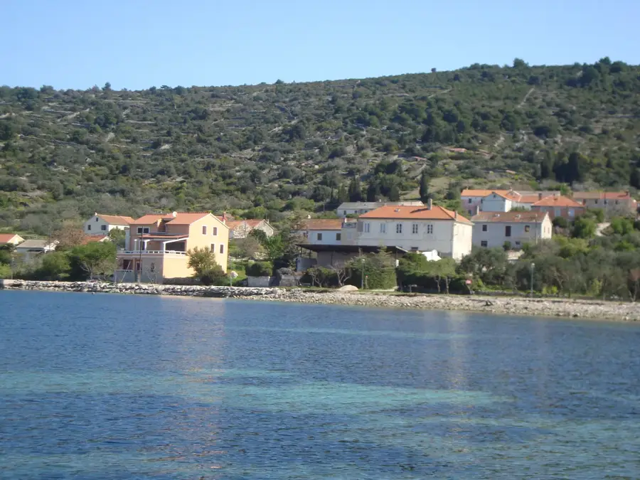 Božava — Al Jabin (Yemen)