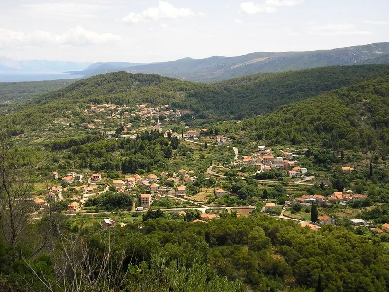 Dol (Hvar) (Kroatien)