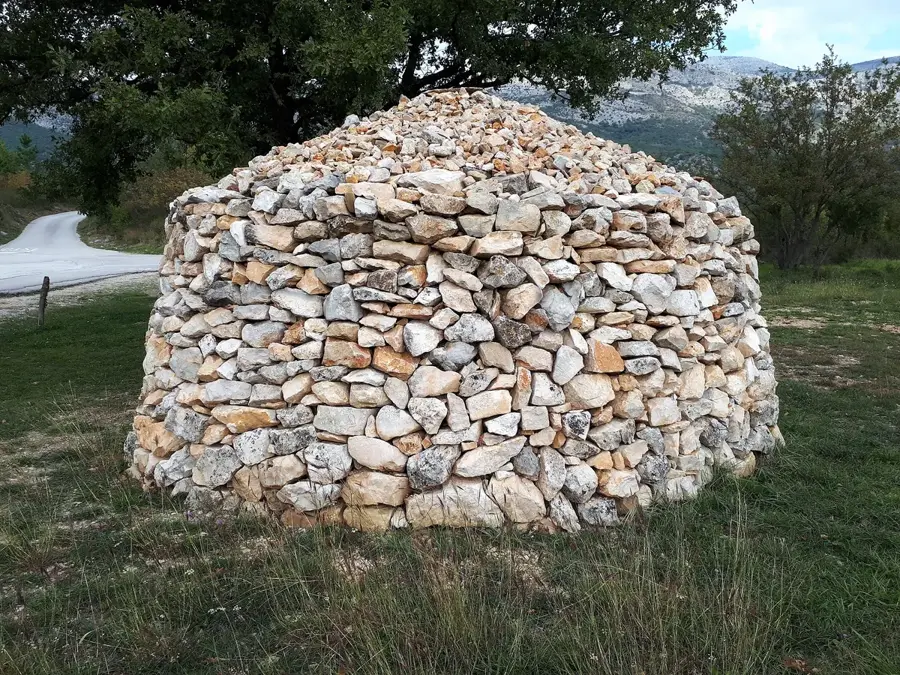 Gabrili — Kloster Tvrdoš (Bosnien und Herzegowina)