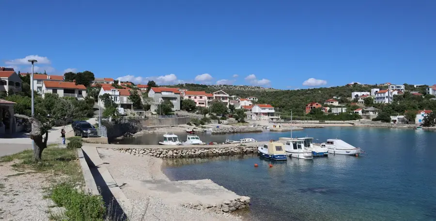 Jakišnica — Rab (Horvátország)