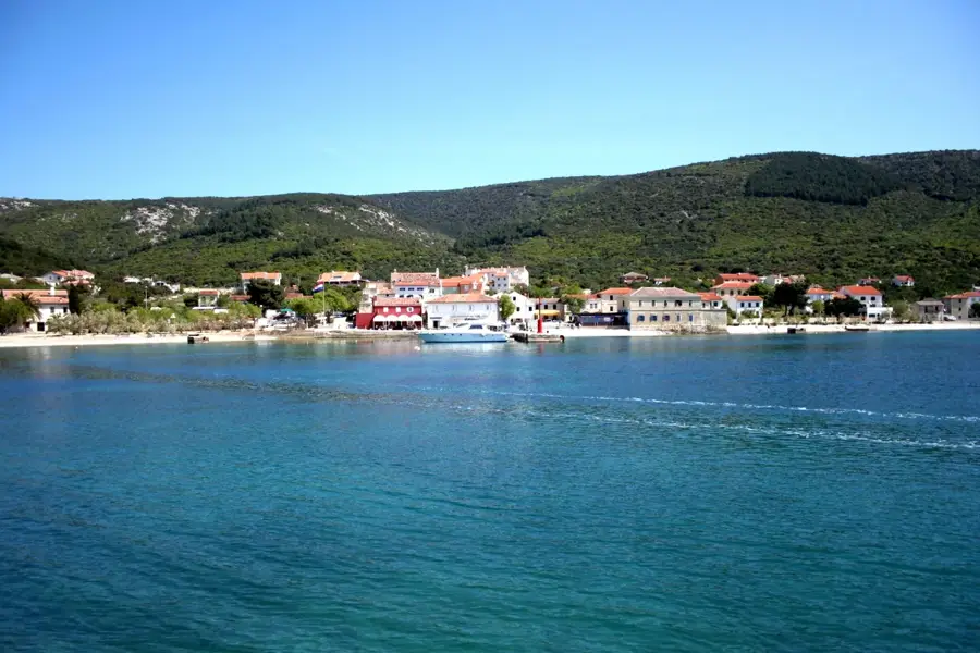 Martinšćica — Rada'a (Yemen)