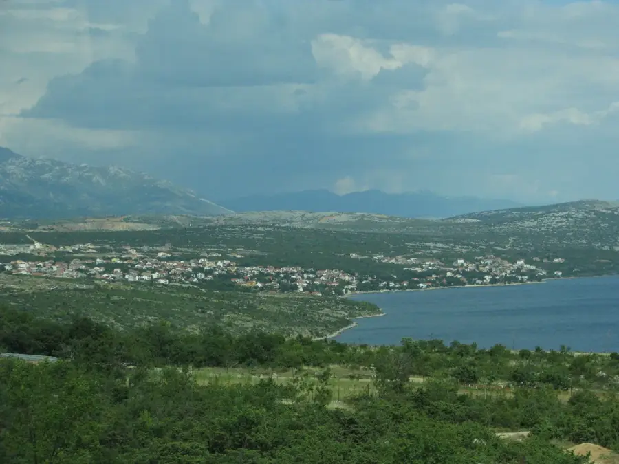 Maslenica — Starigrad-Paklenica (Croația)