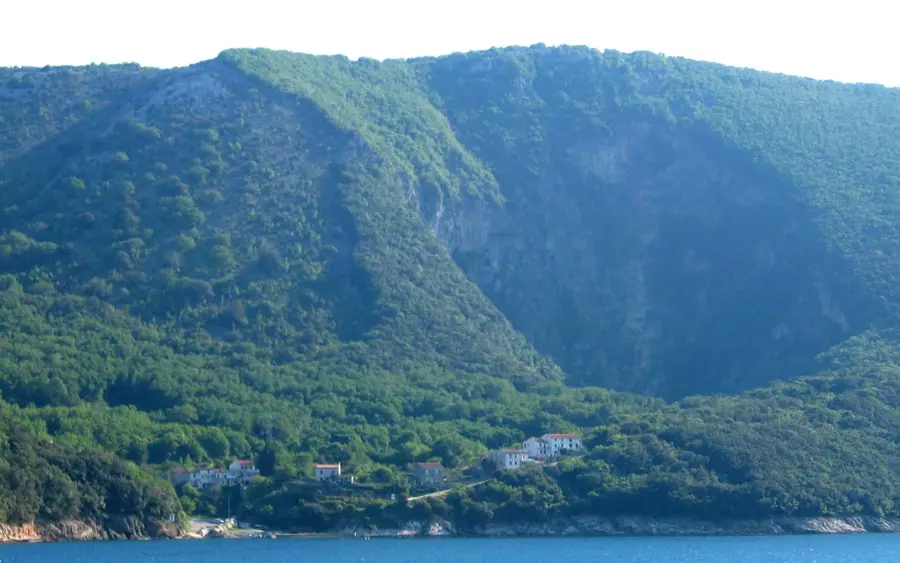 Merag — Insula Susak (Croația)