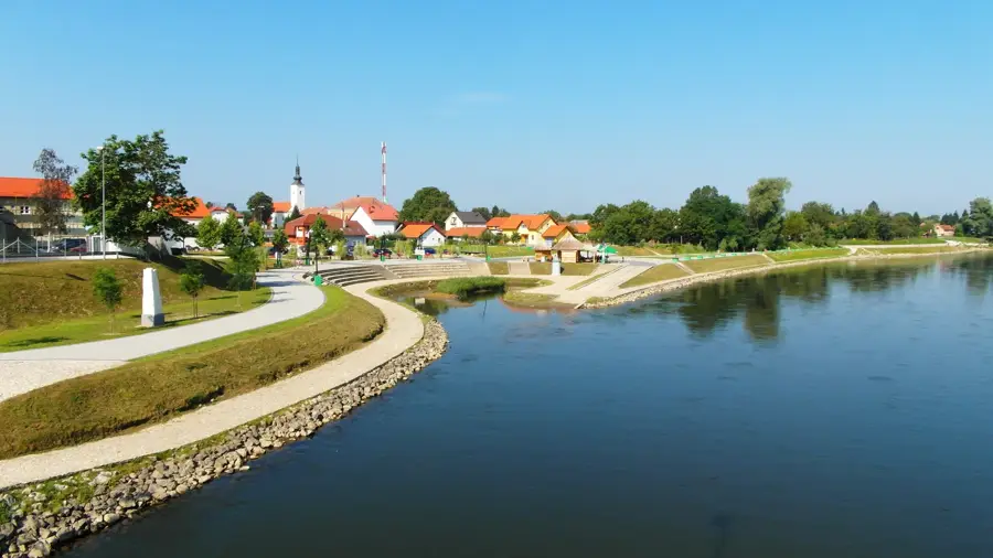 Mursko Središće — Lasztonya (Hungary)