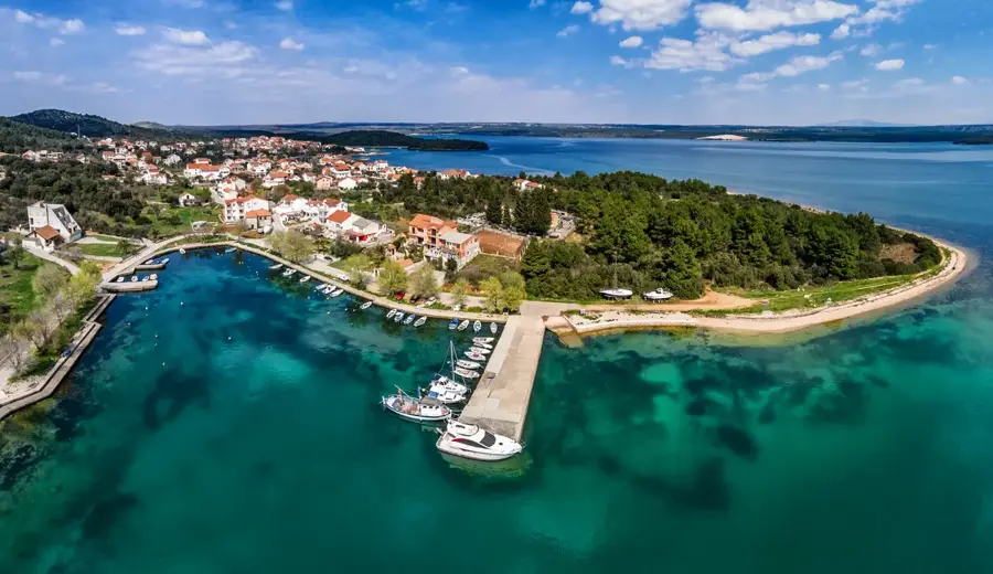 Raslina — Vodice (Croația)
