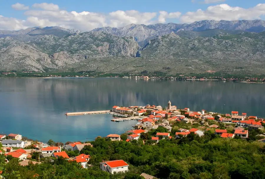 Vinjerac — Starigrad-Paklenica (Croația)