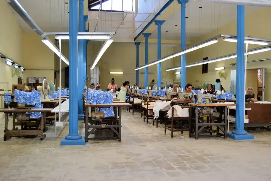 Fabrica de textile Havana — Parque Central (Cuba)