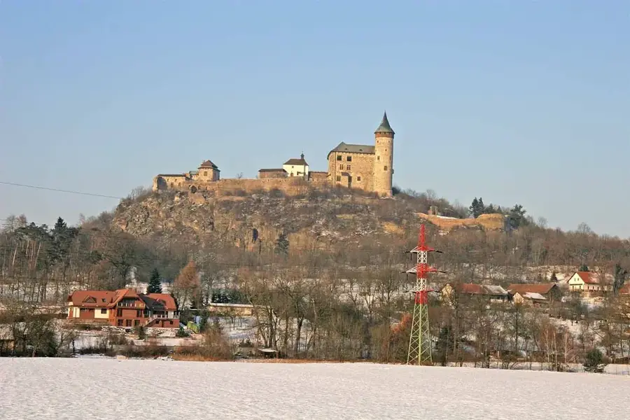 Castelul Kunětická hora