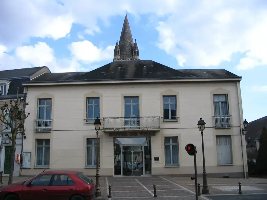 Déols – Stadt