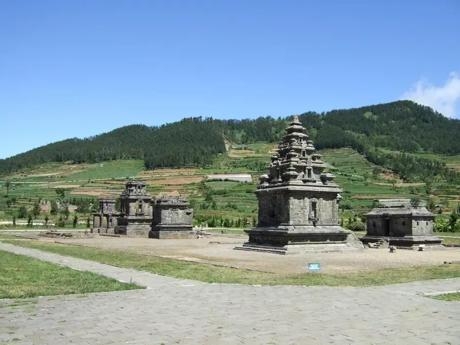 Dieng-fennsík — Merapi vulkán (Indonézia)