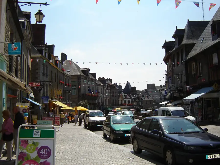 Dol-de-Bretagne – Stadt