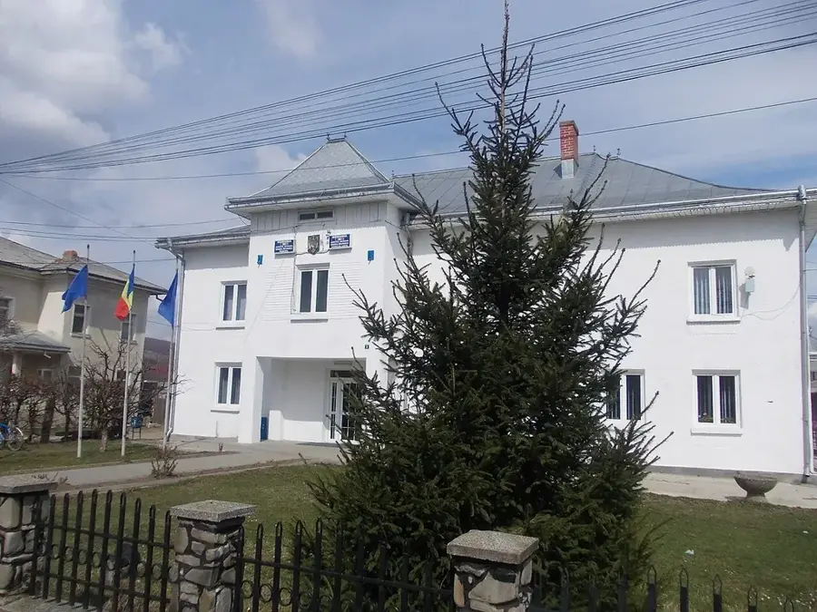 Dolhasca — Voitinel (Romania)