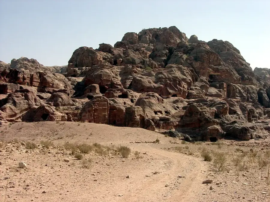 Jabal al-Madhbah — Ad-Deir (Mănăstirea) (Iordania)