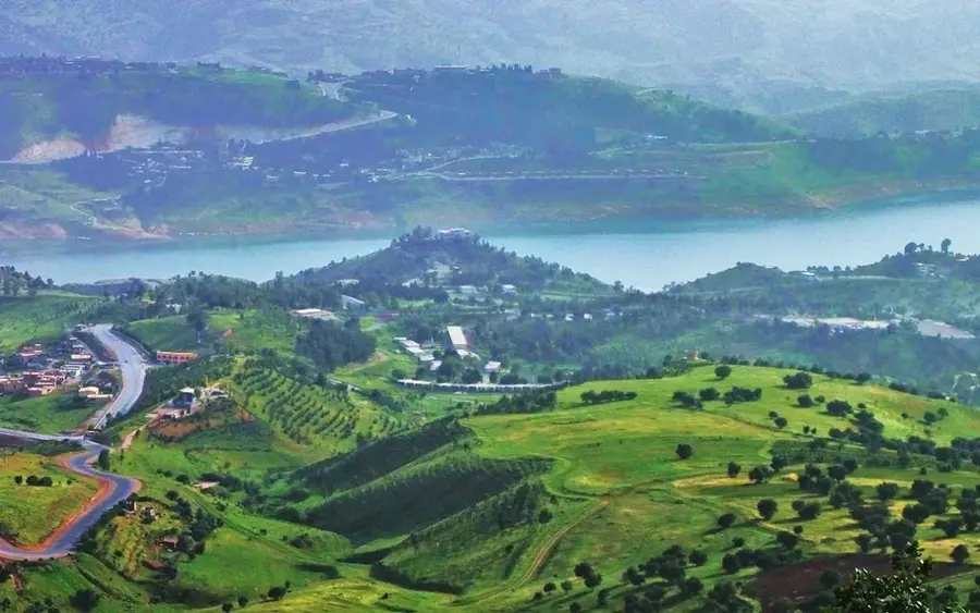 Lake Dukan — Shahrizor Plain (Iraq)