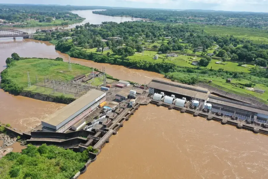 Wasserkraftwerk Edéa — Sanaga-Brücke von Edéa (Kamerun)