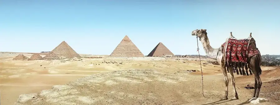 Piramidele din Giza — Cairo Coptic (Egipt)