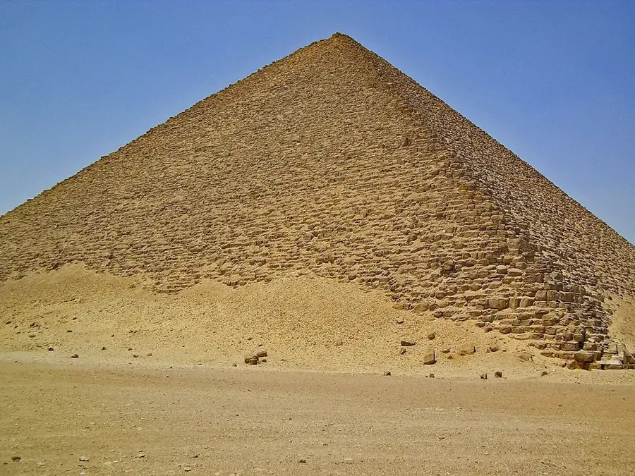 Piramidele din Dahshur