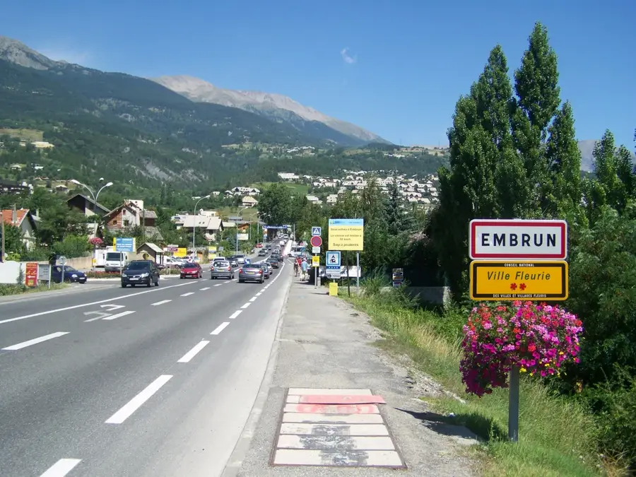 Embrun — Lac de Serre-Ponçon (Frankreich)