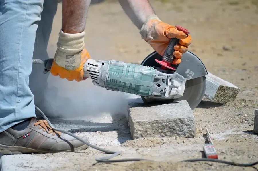 Halhal Granite Works — Gerace (Italy)