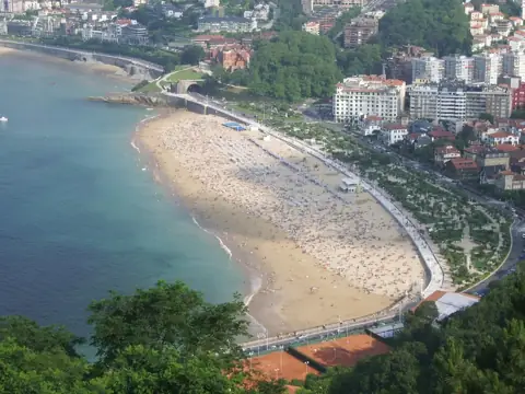 Ondarreta Beach
