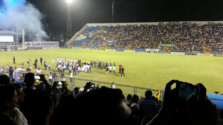 Stadionul Francisco Morazán — La Lima (Honduras)