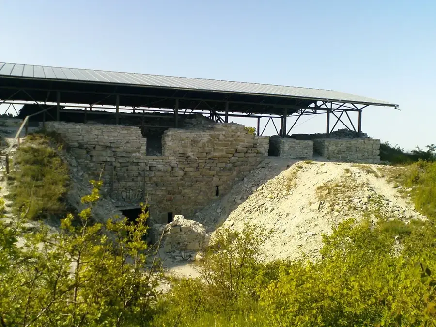 Maasi Order Castle Ruins — Ibra (Oman)