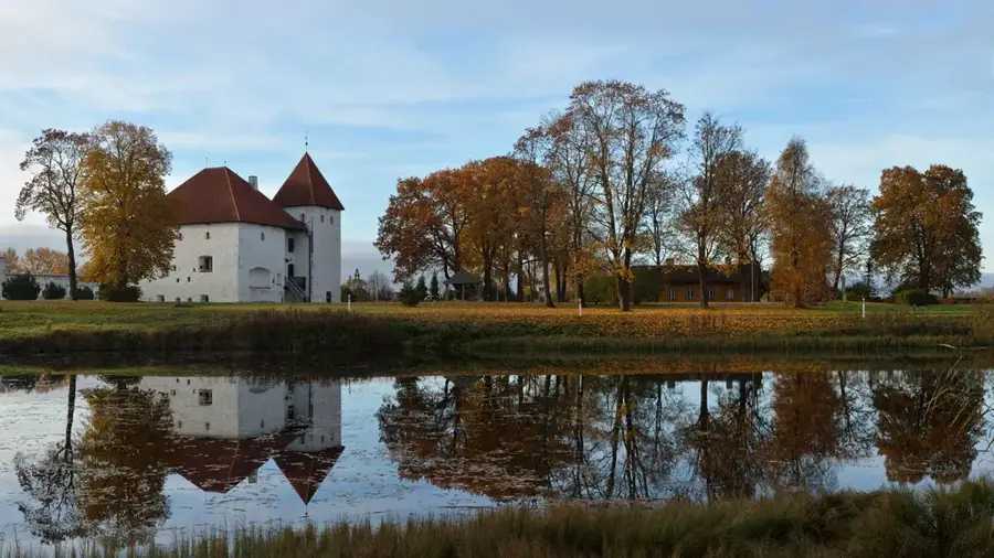 Purtse Manor — Sinimäe (Estonia)
