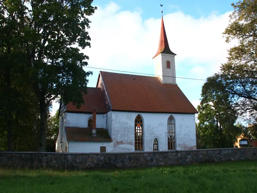Rannu Church — Sangaste Castle (Estonia)