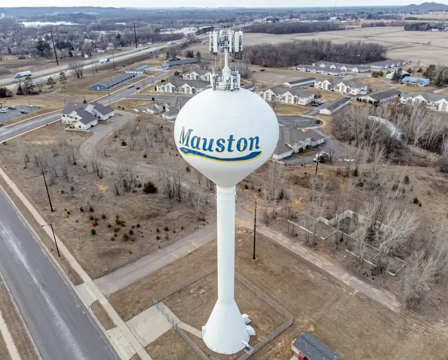 Viljandi Water Tower — Kollase Lake (Estonia)