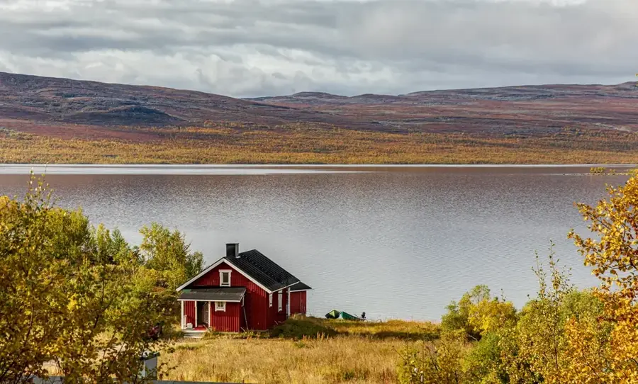Enontekiö — Indus (Pakisztán)