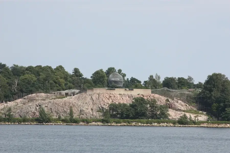 Helsinki Zoo — Makran Coast (Iran)