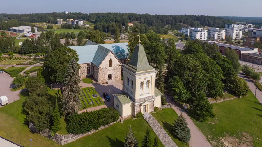 Szent Mihály templom Kirkkonummi