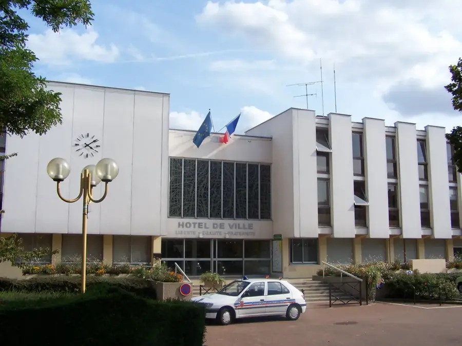 Fontenay-le-Fleury – oraș