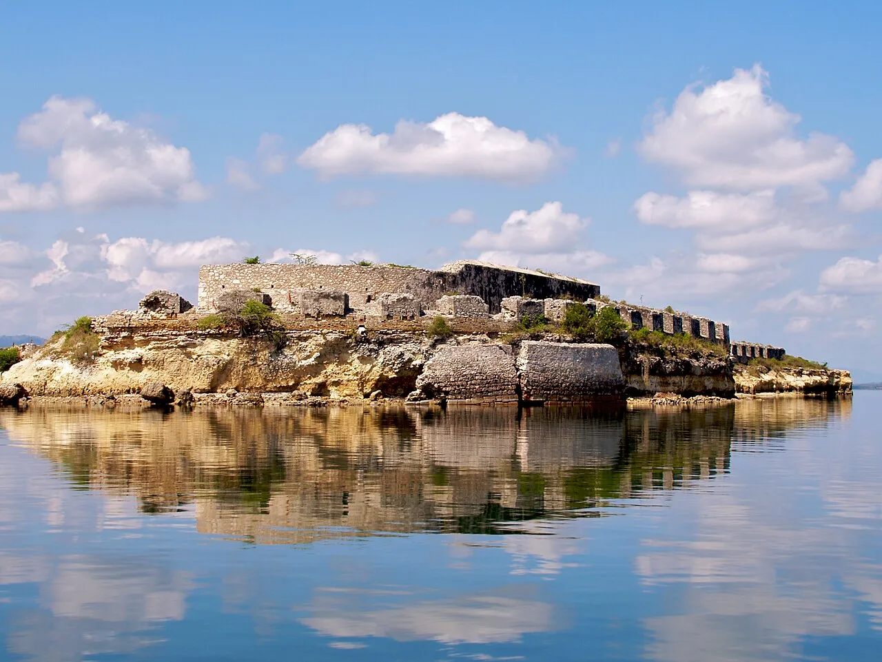 Hafen Fort-Liberté — Castañuelas (Dominikanische Republik)