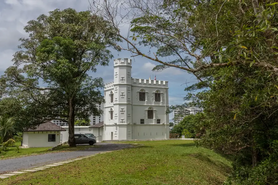 Fort Margherita — Mount Datu (Malaysia)