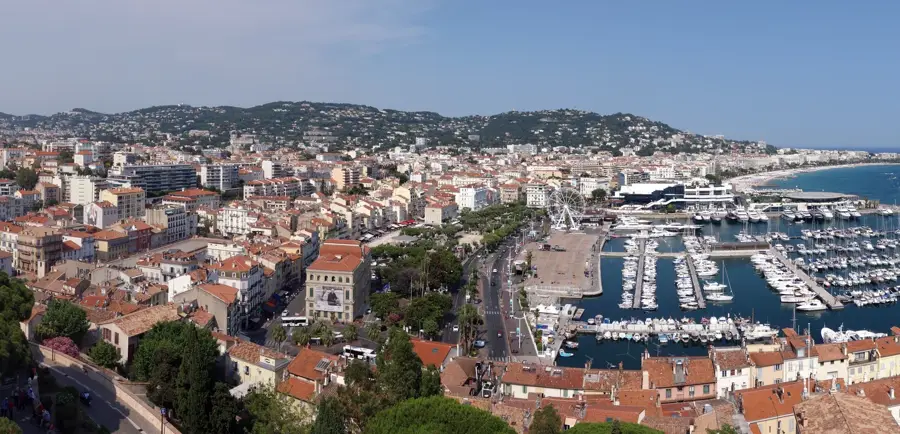 Economia media din Cannes