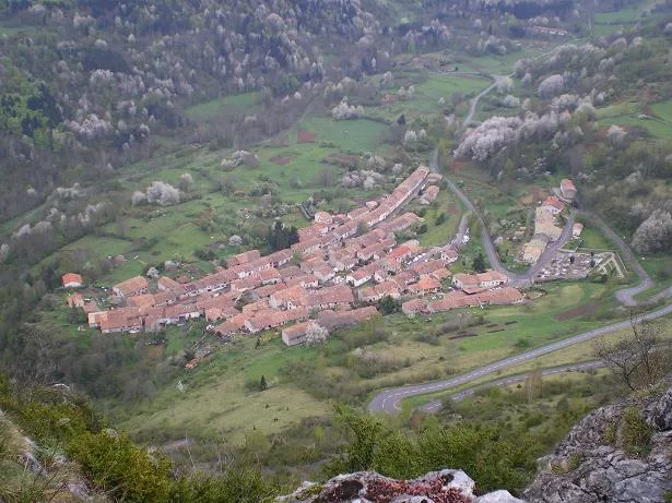 Montségur — Dinsor (Somalia)