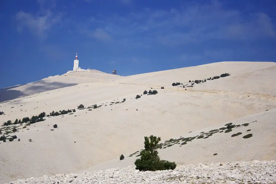 Vârful Mont Ventoux – oraș