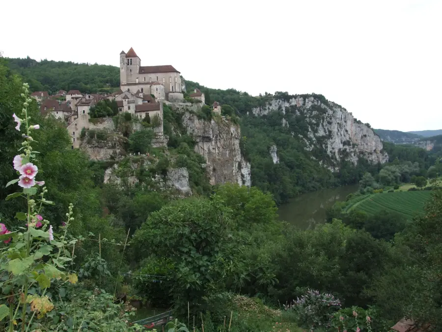 Saint-Cirq-Lapopie – obiectiv turistic