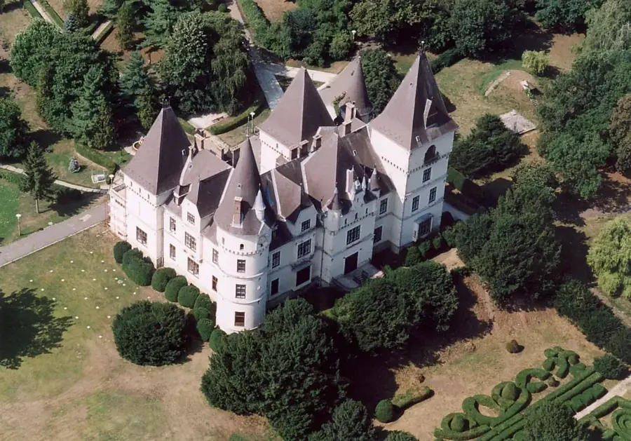 Schloss Füzérradvány – Sehenswürdigkeit