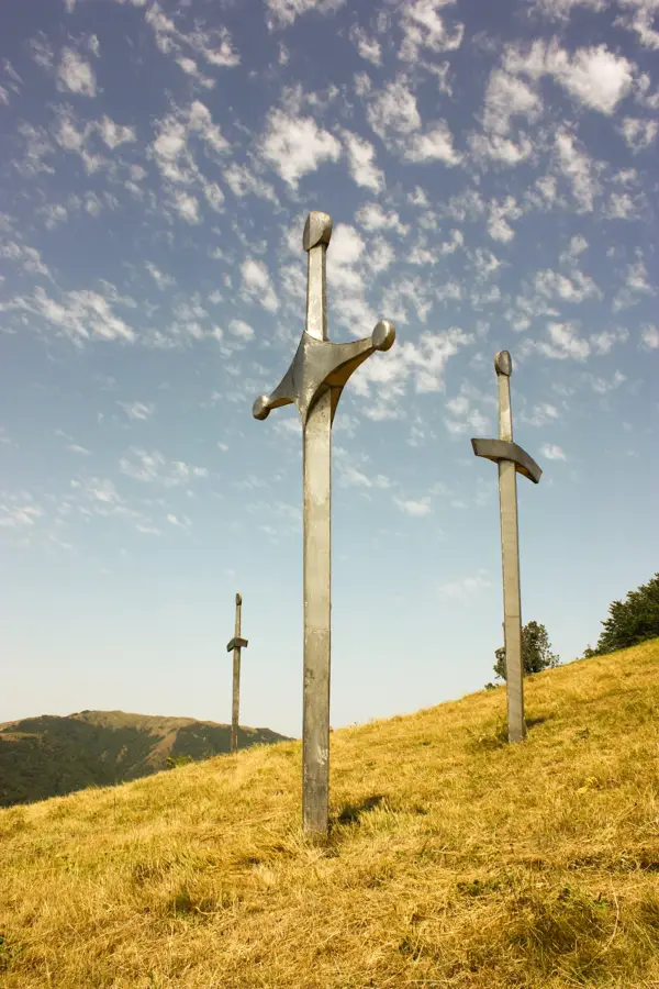 Didgori Monument