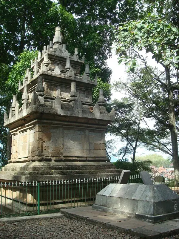 Gedong Songo templomok — Merapi vulkán (Indonézia)