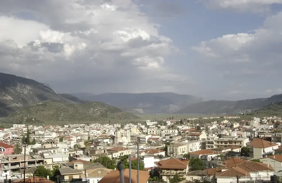 Amfissa — Lithakia (Greece)