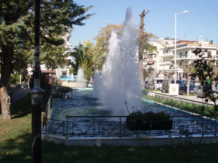 Argyroupoli – város